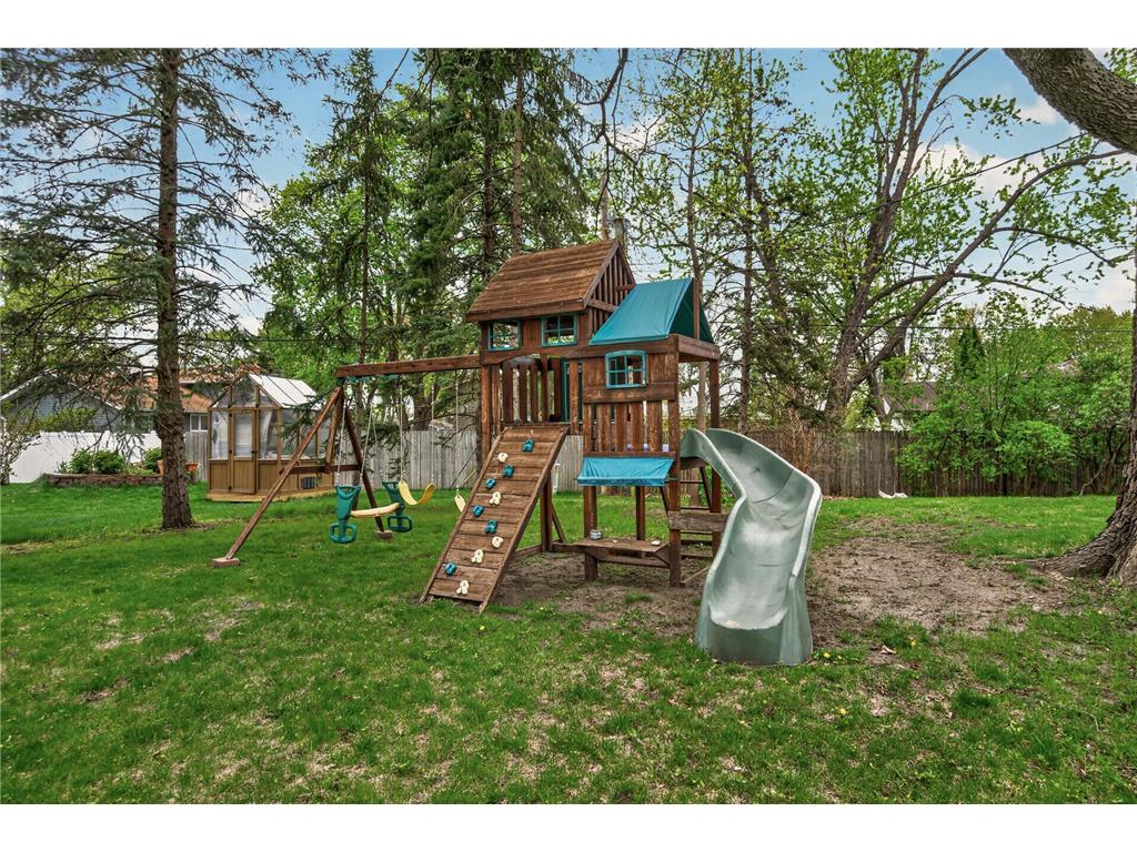 5296 83rd Avenue N Brooklyn Park MN 55443 7067384 image38