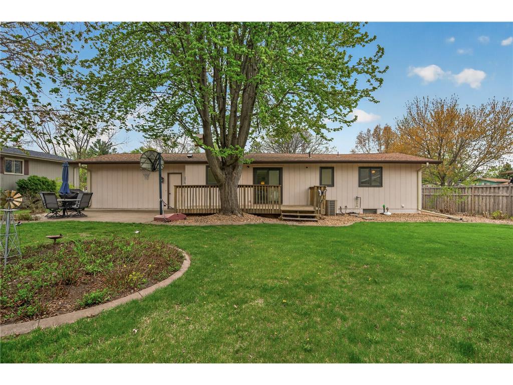 5296 83rd Avenue N Brooklyn Park MN 55443 7067384 image40