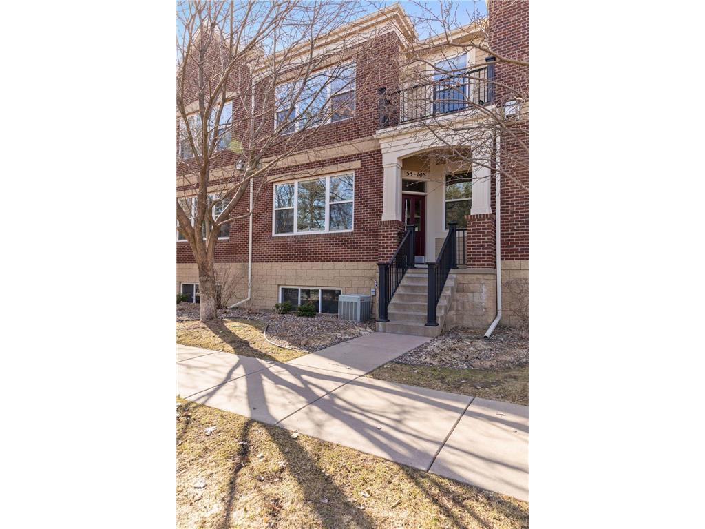 53 4th Avenue N #103 Minneapolis MN 55401 - Mississippi 6353909 image1