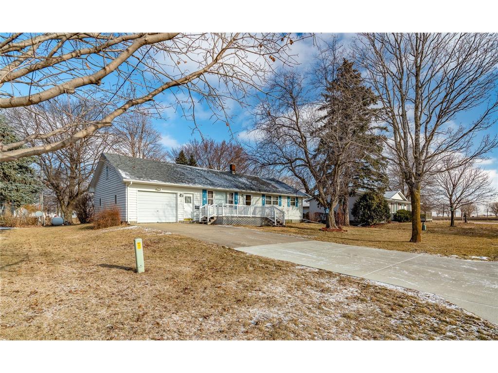 53 Elm Street Easton MN 56025 6649118 image1