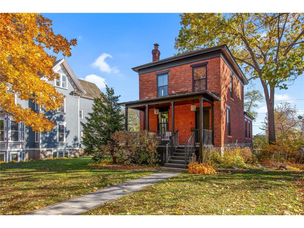 53 Irvine Park Saint Paul MN 55102 7019256 image1