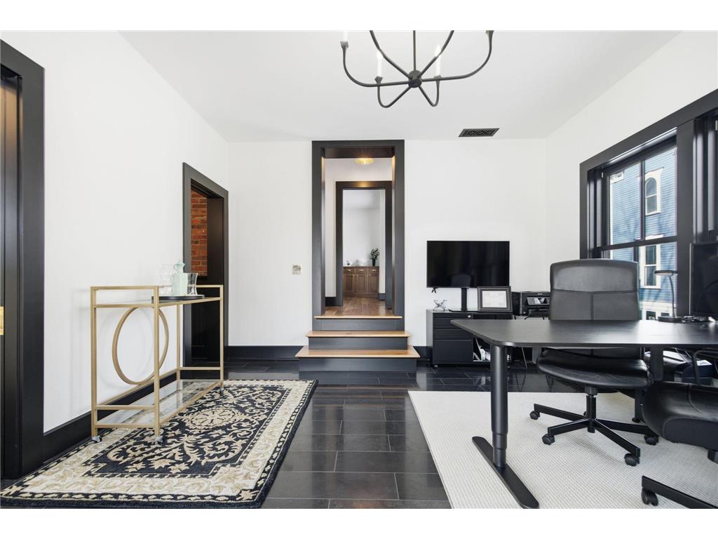 53 Irvine Park Saint Paul MN 55102 7019256 image21