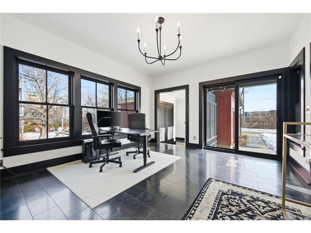 53 Irvine Park Saint Paul MN 55102 7019256 image24