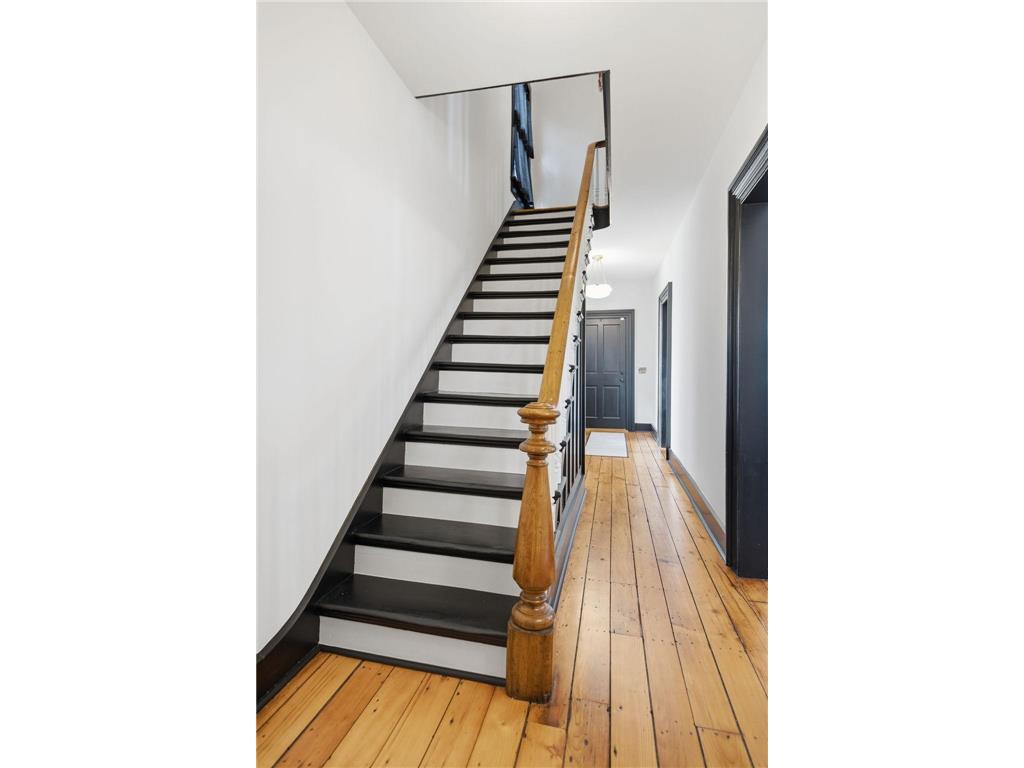 53 Irvine Park Saint Paul MN 55102 7019256 image33