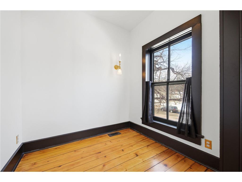 53 Irvine Park Saint Paul MN 55102 7019256 image35