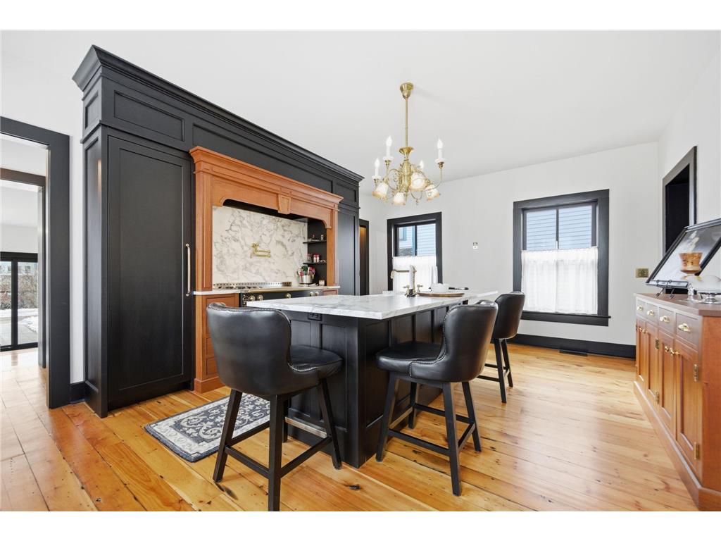53 Irvine Park Saint Paul MN 55102 7019256 image6