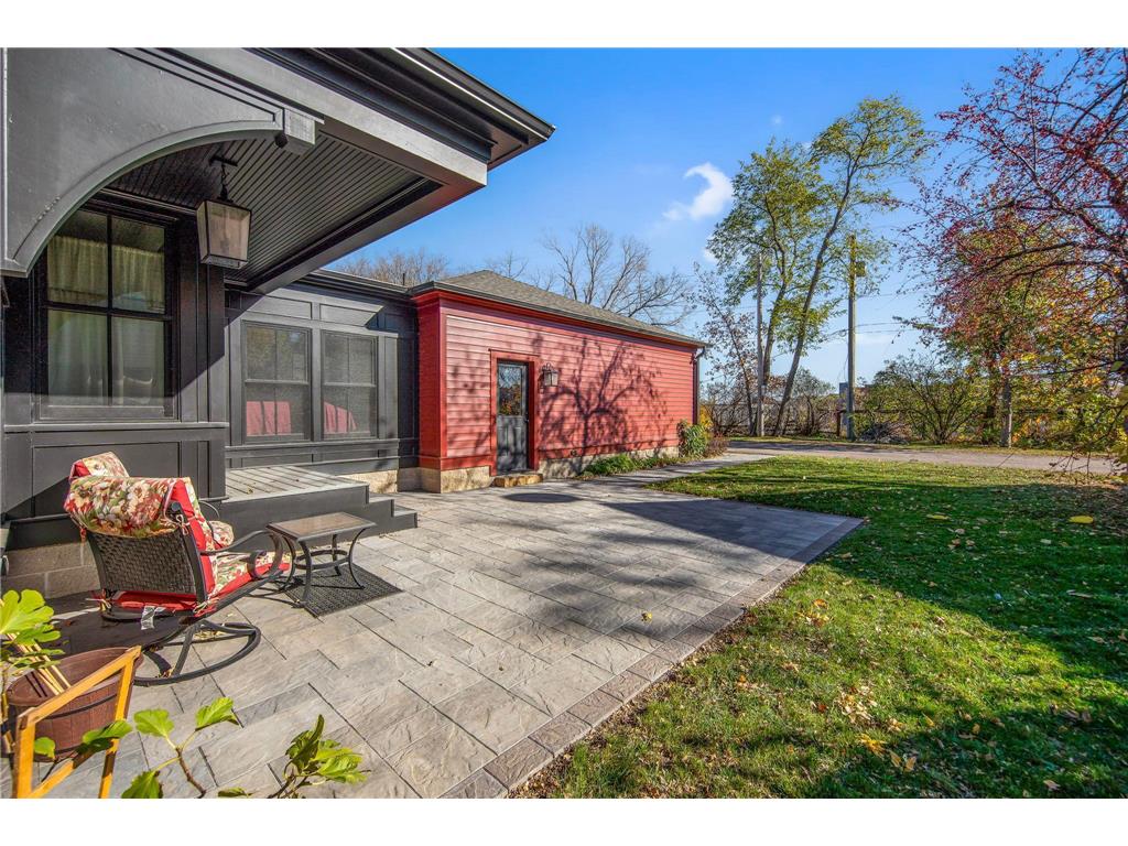 53 Irvine Park Saint Paul MN 55102 7019256 image66