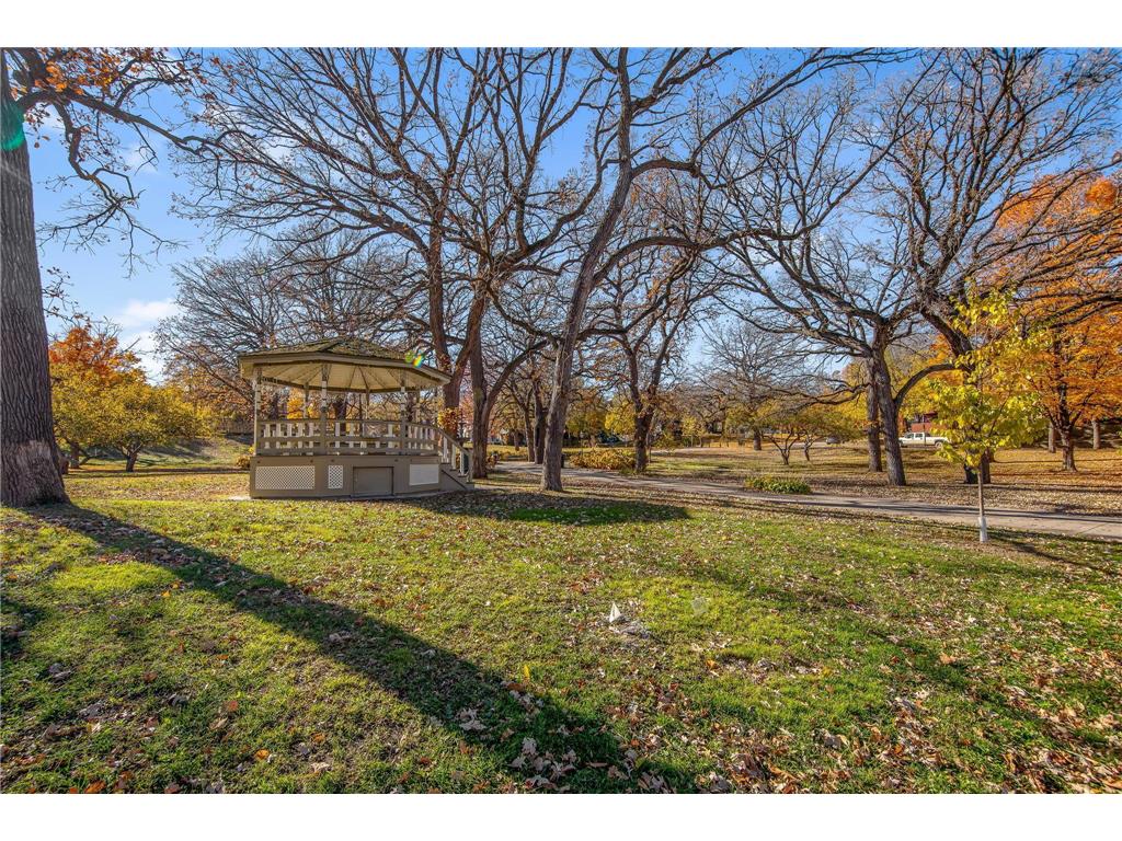 53 Irvine Park Saint Paul MN 55102 7019256 image68