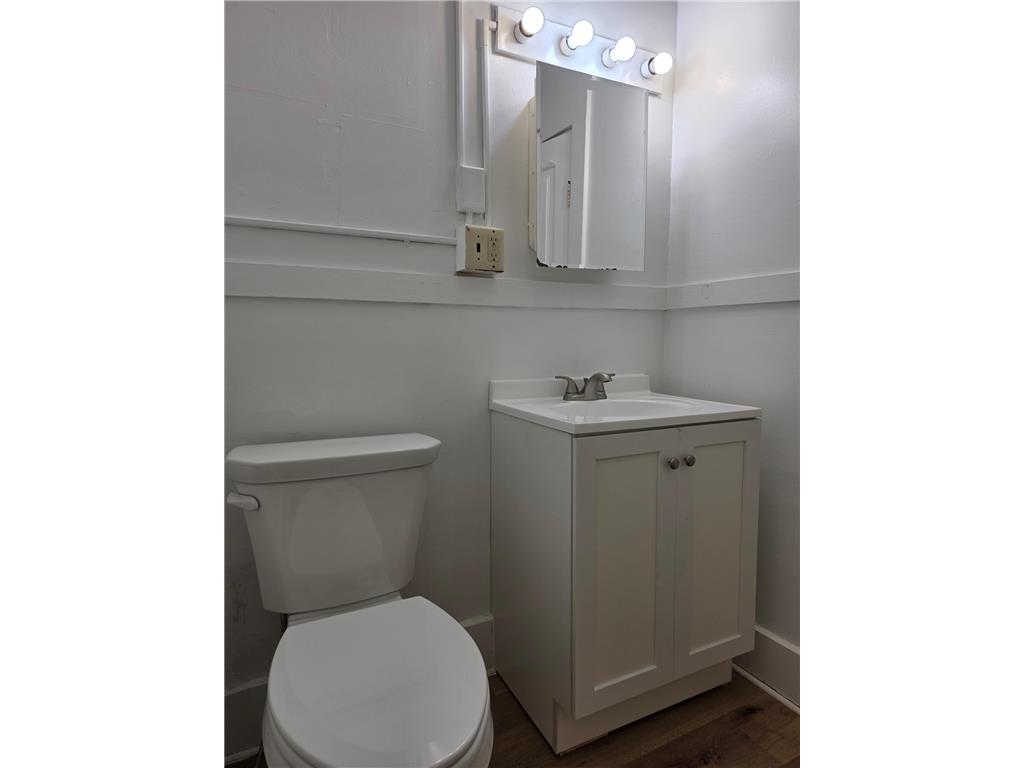 53 W 9th Street Winona MN 55987 6791692 image28