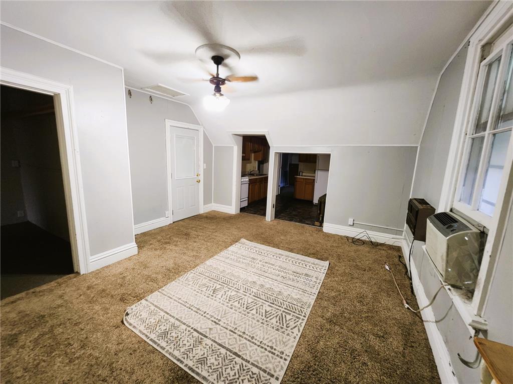 53 W 9th Street Winona MN 55987 6791692 image39