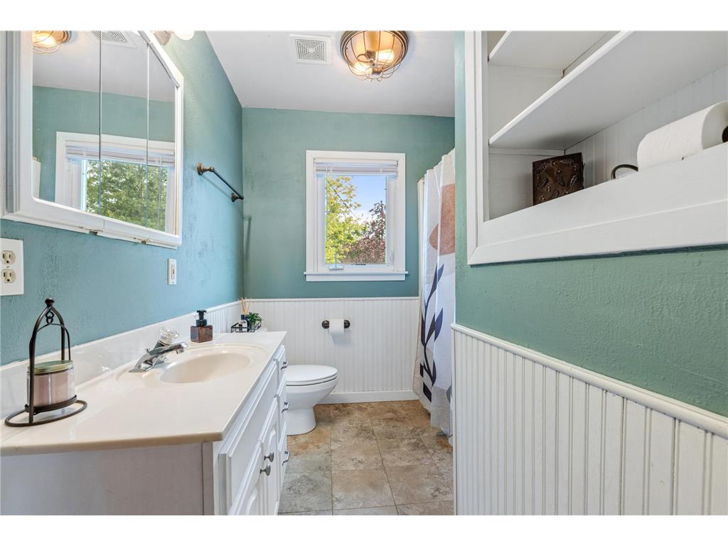 530 2nd Avenue NW Plainview MN 55964 7069095 image13