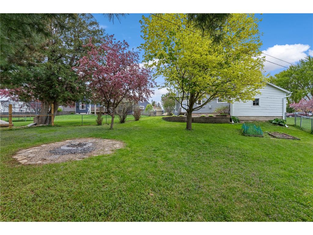 530 2nd Avenue NW Plainview MN 55964 7069095 image24