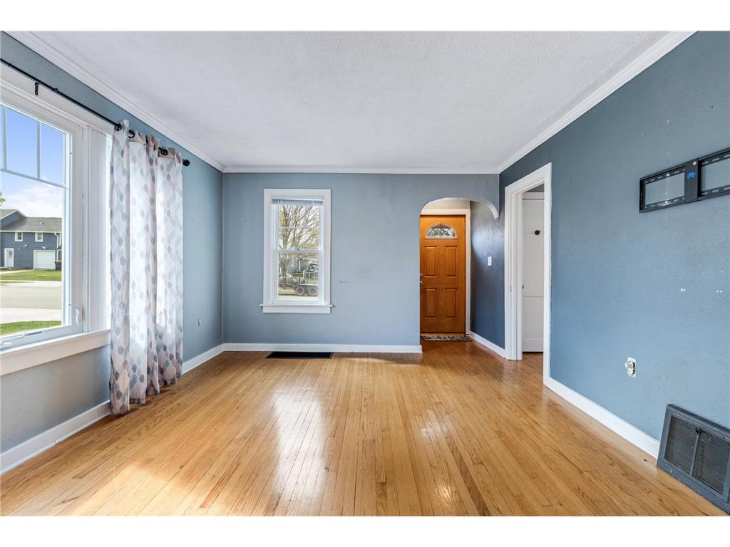 530 2nd Avenue NW Plainview MN 55964 7069095 image3
