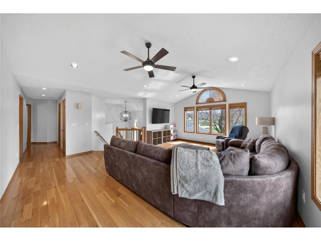 530 Cedar Court NE Pine Island MN 55963 7054700 image25