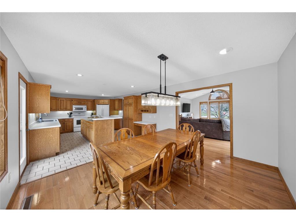 530 Cedar Court NE Pine Island MN 55963 7054700 image28