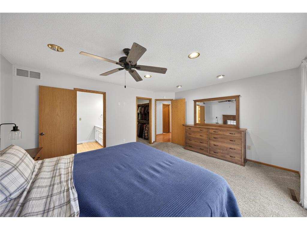 530 Cedar Court NE Pine Island MN 55963 7054700 image37