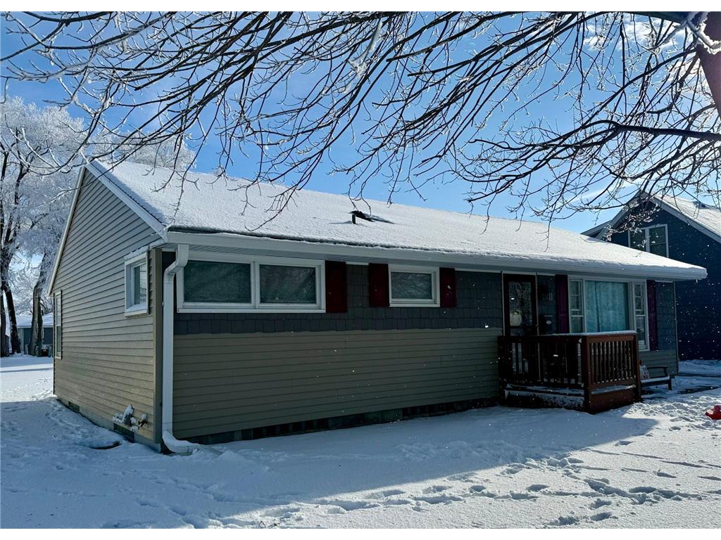 530 Elm Street N Sauk Centre MN 56378 6789015 image1