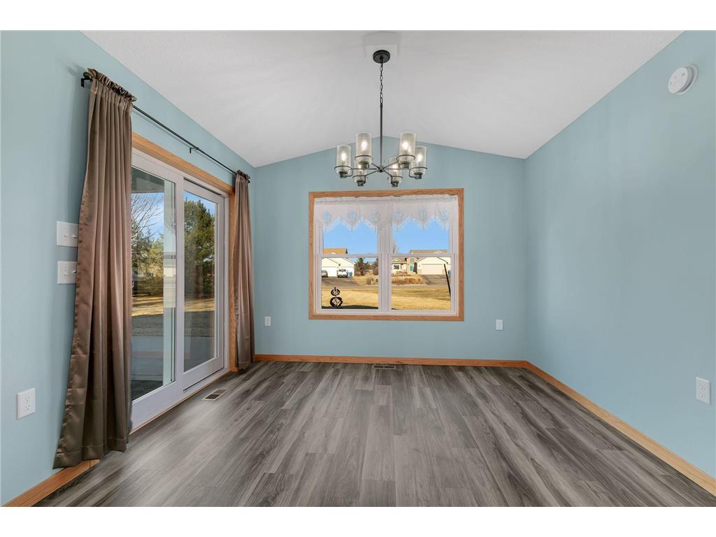 530 Graceview Loop Saint Joseph MN 56374 7034259 image12