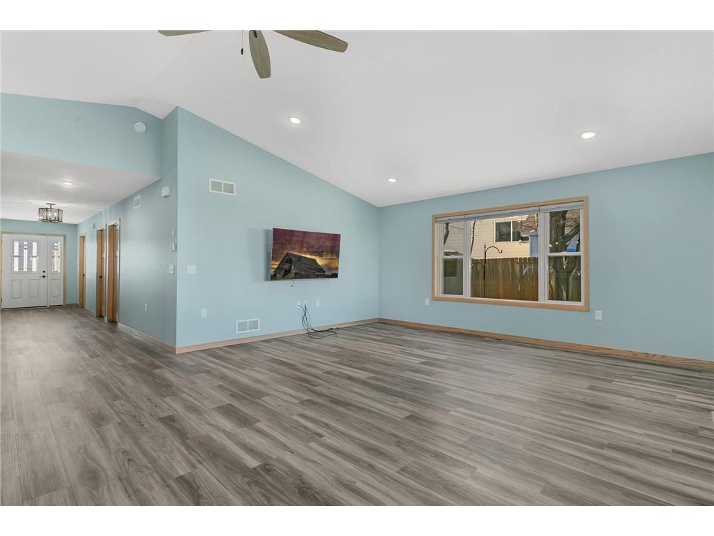 530 Graceview Loop Saint Joseph MN 56374 7034259 image14