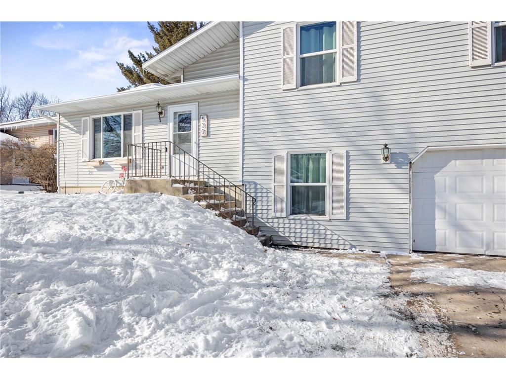 530 Jackson Street SW Hutchinson MN 55350 7010677 image3