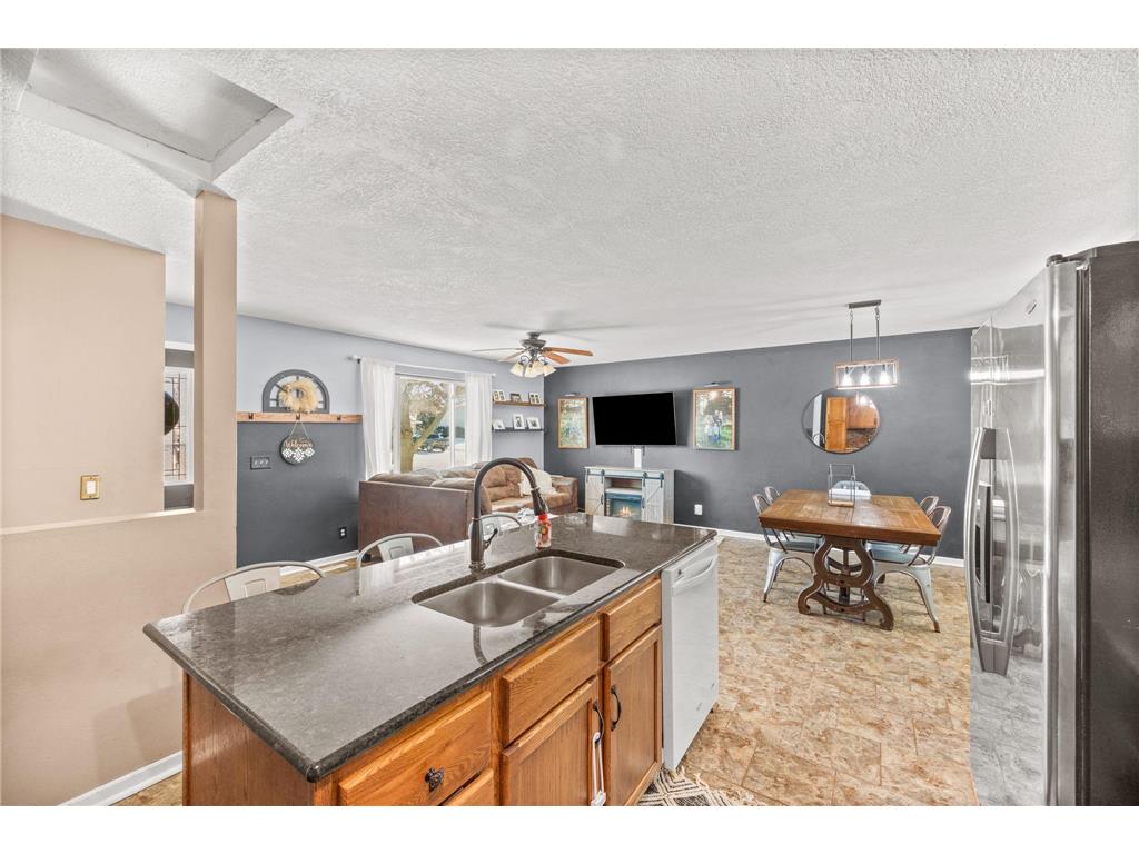 530 Jackson Street SW Hutchinson MN 55350 7010677 image7