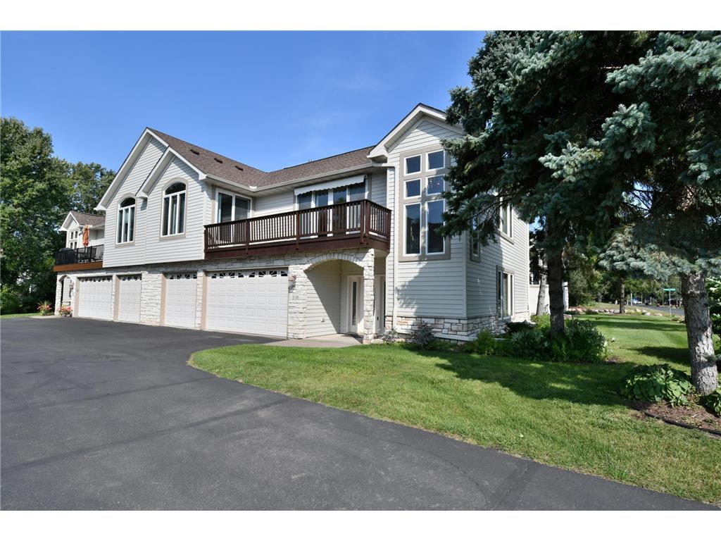 530 Lakeside Bay Drive S Bayport MN 55003 - St Croix River 6823068 image1