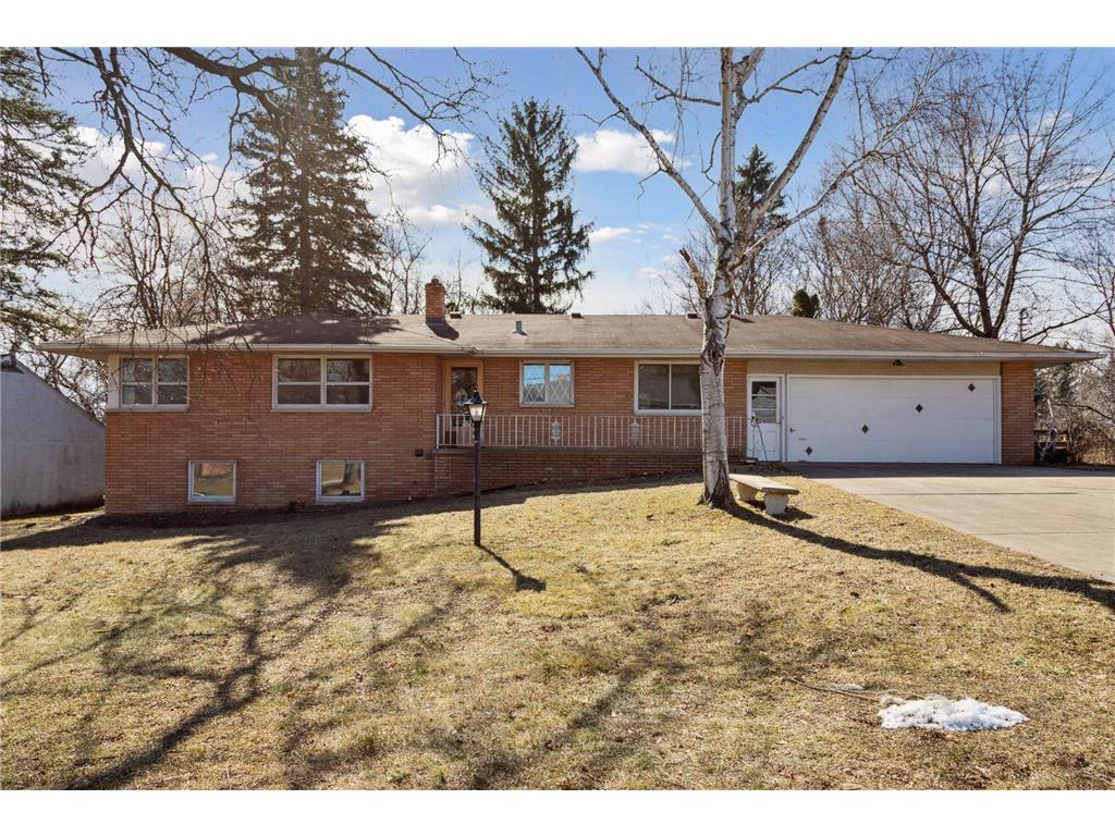 530 Ryan Avenue W Roseville MN 55113 6498022 image1