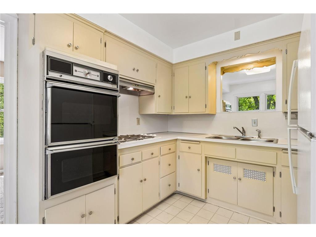 5300 33rd Avenue N Golden Valley MN 55422 7072258 image34