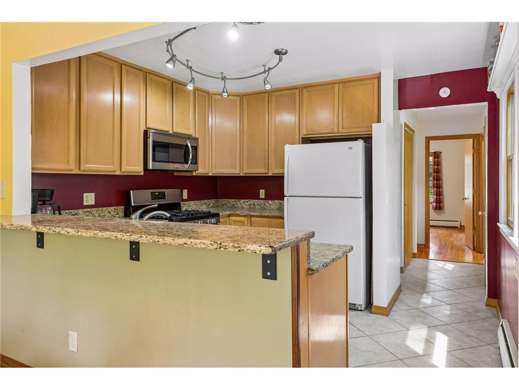 5300 33rd Avenue N Golden Valley MN 55422 7072258 image4