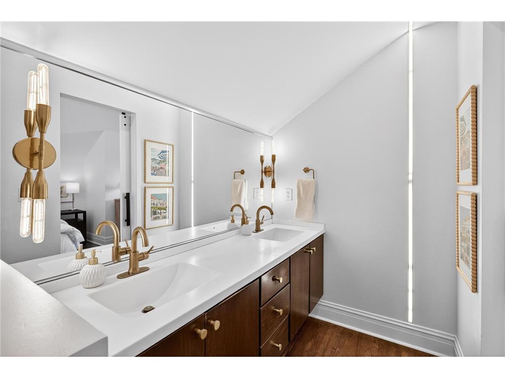 5300 Drew Avenue S Minneapolis MN 55410 7064037 image24