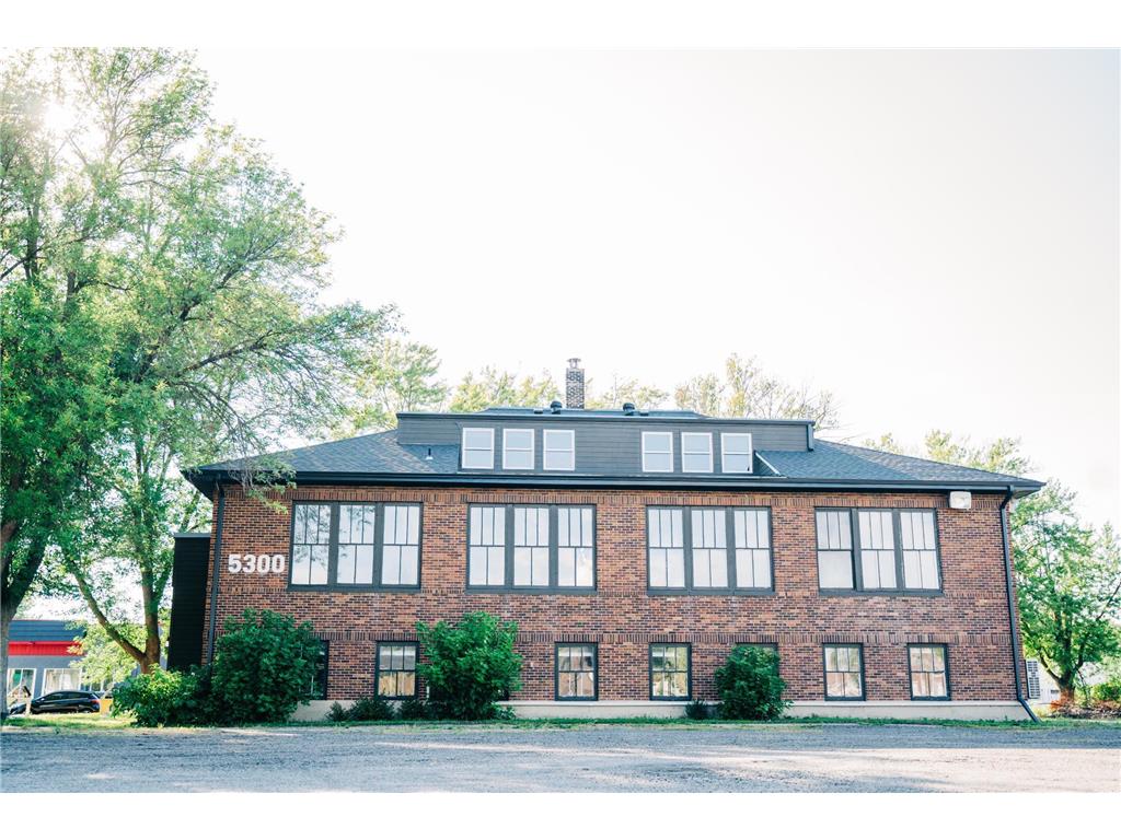 5300 Highway 12, Maple Plain, MN, 55359 MLS 6260167 Edina Realty