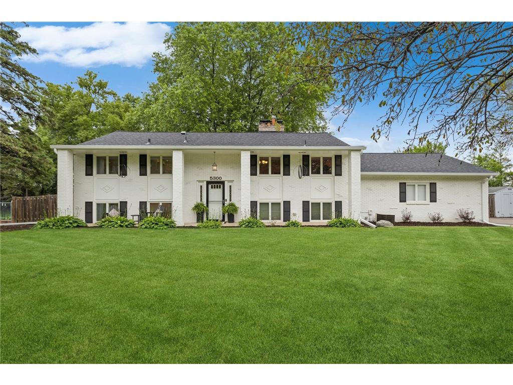 5300 Michaele Lane Minnetonka MN 55345 6561395 image1