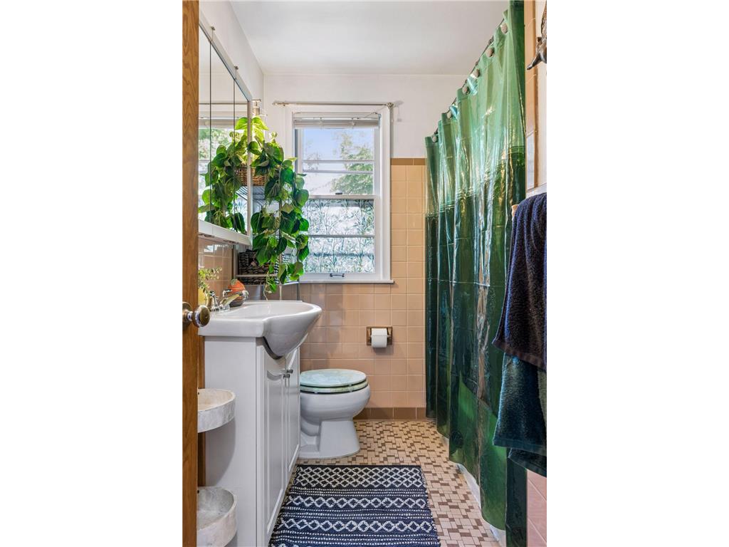 5300 Penn Avenue S Minneapolis MN 55419 7091892 image31