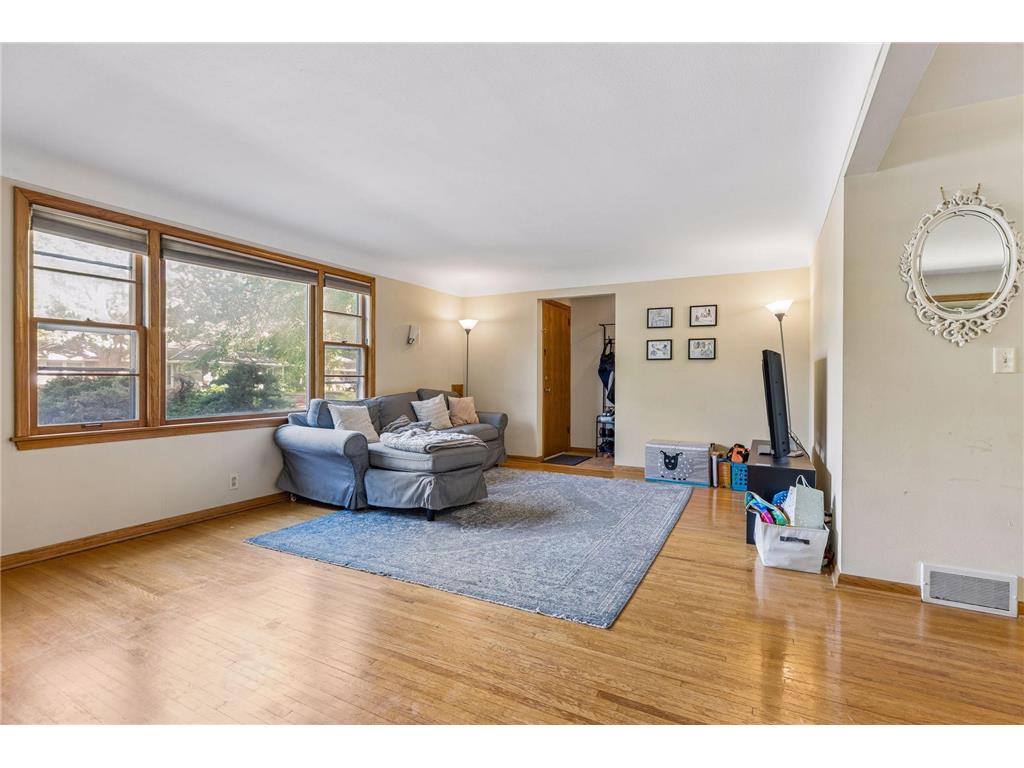 5300 Penn Avenue S Minneapolis MN 55419 7091892 image7