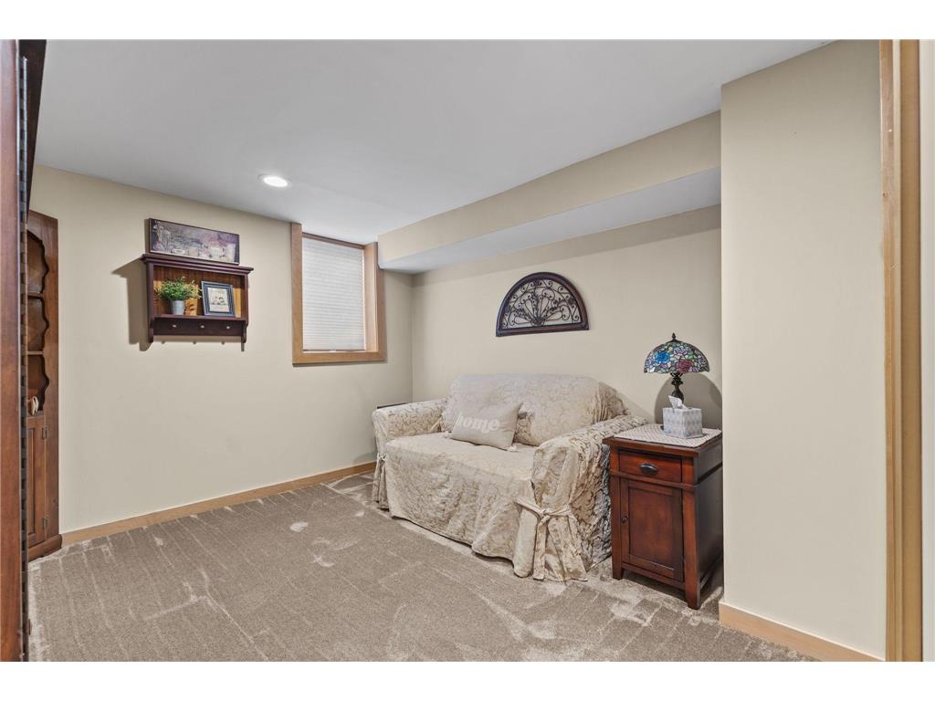5300 Saint Croix Avenue N Golden Valley MN 55422 7055376 image36