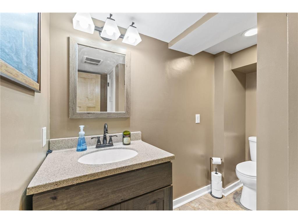 5300 Saint Croix Avenue N Golden Valley MN 55422 7055376 image41