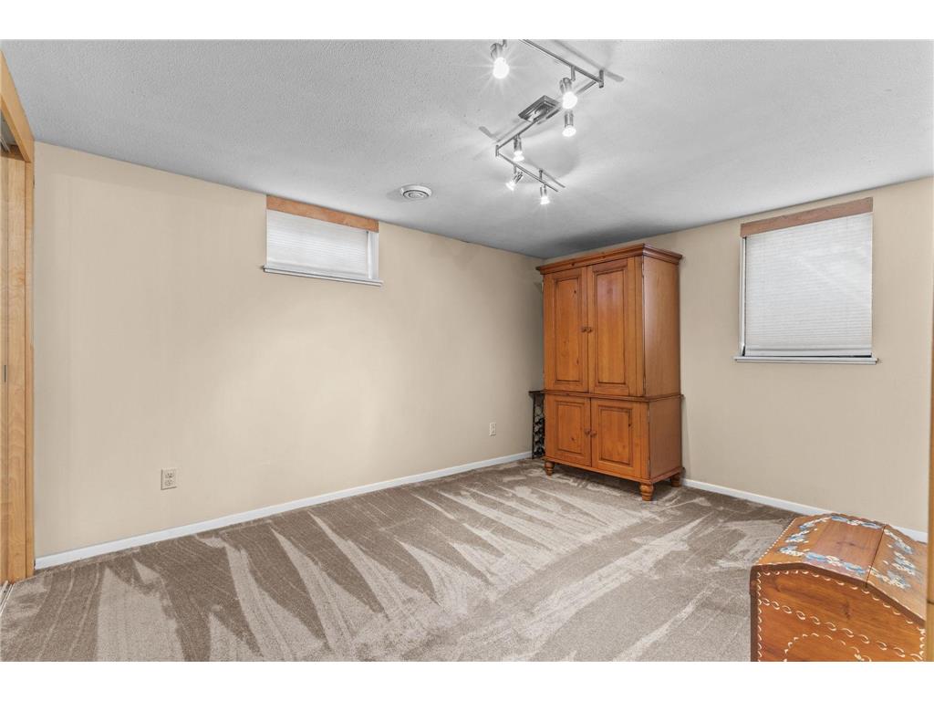 5300 Saint Croix Avenue N Golden Valley MN 55422 7055376 image44