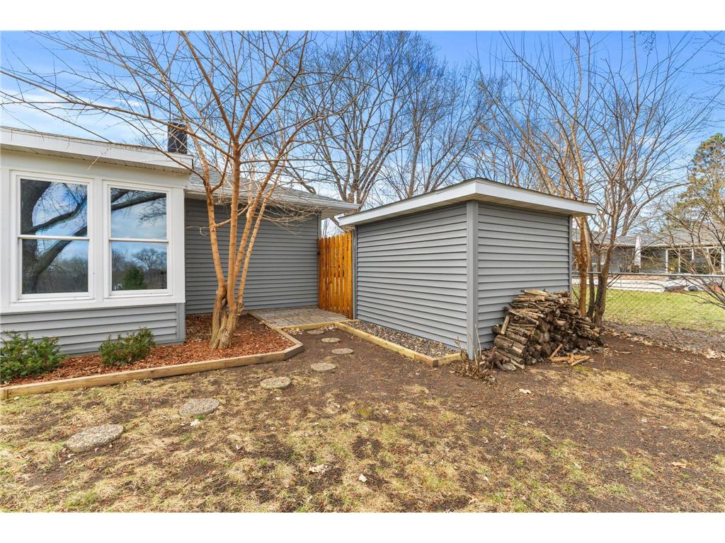 5300 Saint Croix Avenue N Golden Valley MN 55422 7055376 image46