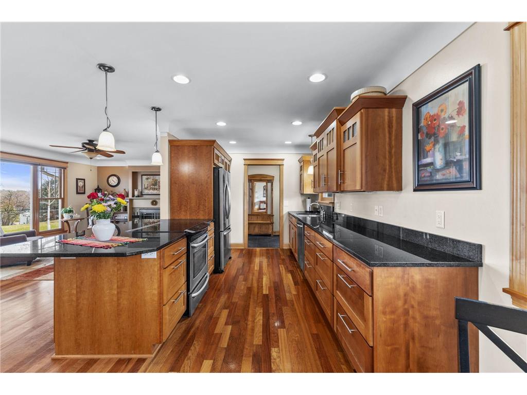 5300 Saint Croix Avenue N Golden Valley MN 55422 7055376 image9