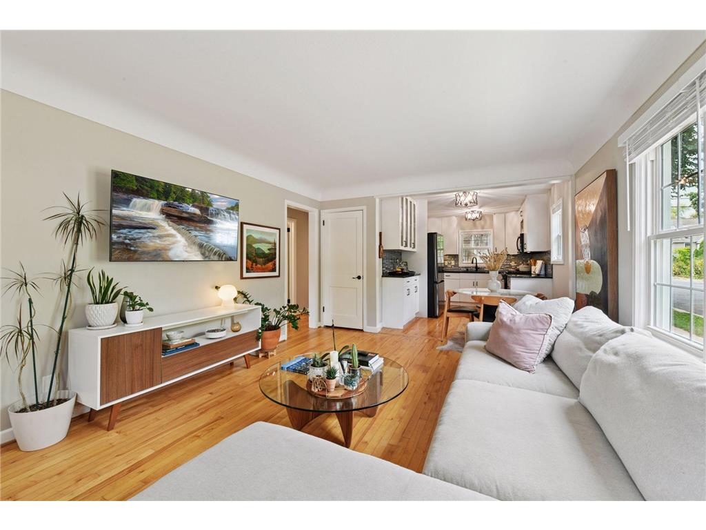 5300 Zenith Avenue S Minneapolis MN 55410 6796986 image1