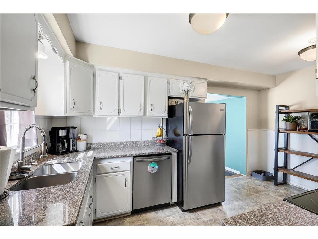 5301 Edgewood Avenue N Crystal MN 55428 7049212 image6
