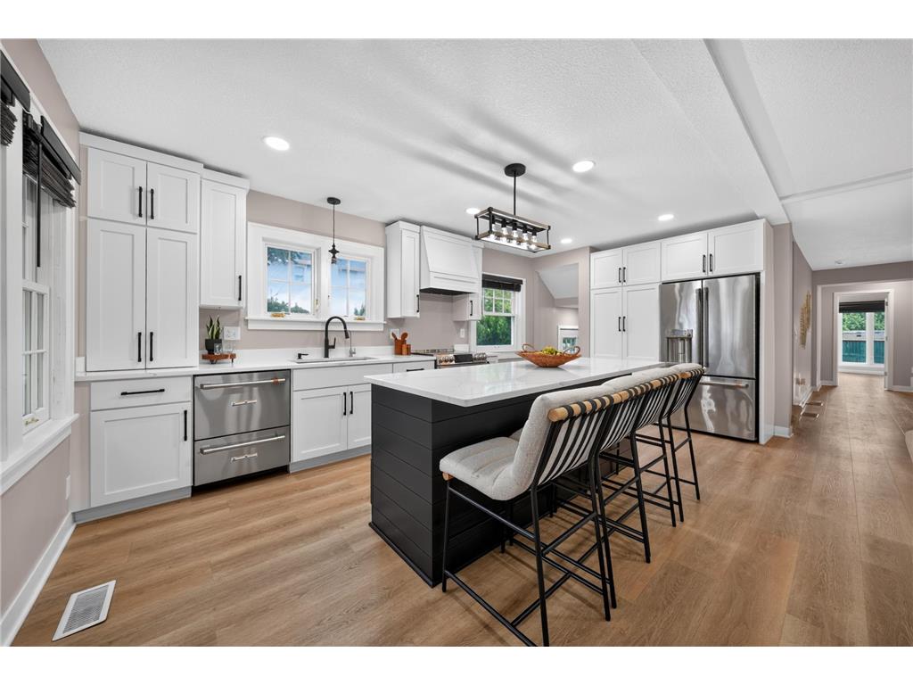 5301 Ewing Avenue S Minneapolis MN 55410 7101204 image10
