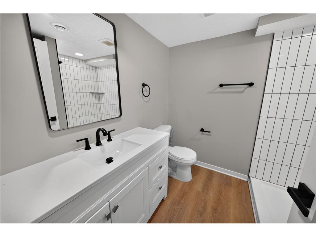 5301 Ewing Avenue S Minneapolis MN 55410 7101204 image26