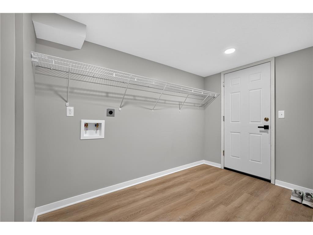 5301 Ewing Avenue S Minneapolis MN 55410 7101204 image35