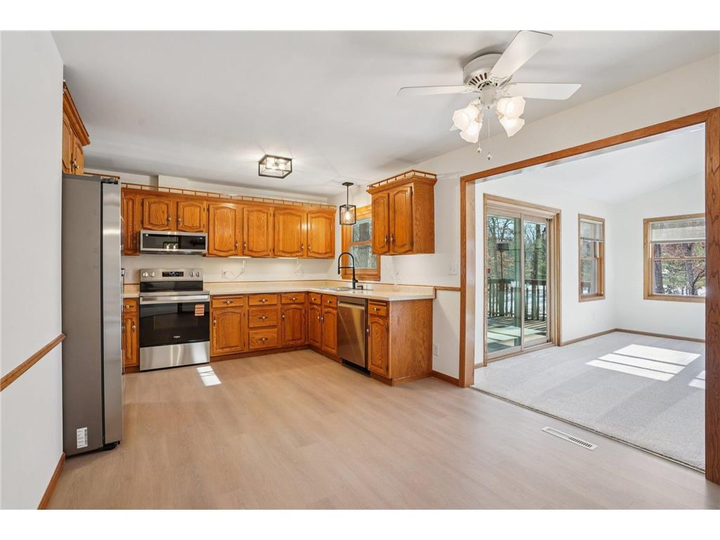 5301 Oakwood Drive White Bear Twp MN 55110 - Bald Eagle 7030896 image21