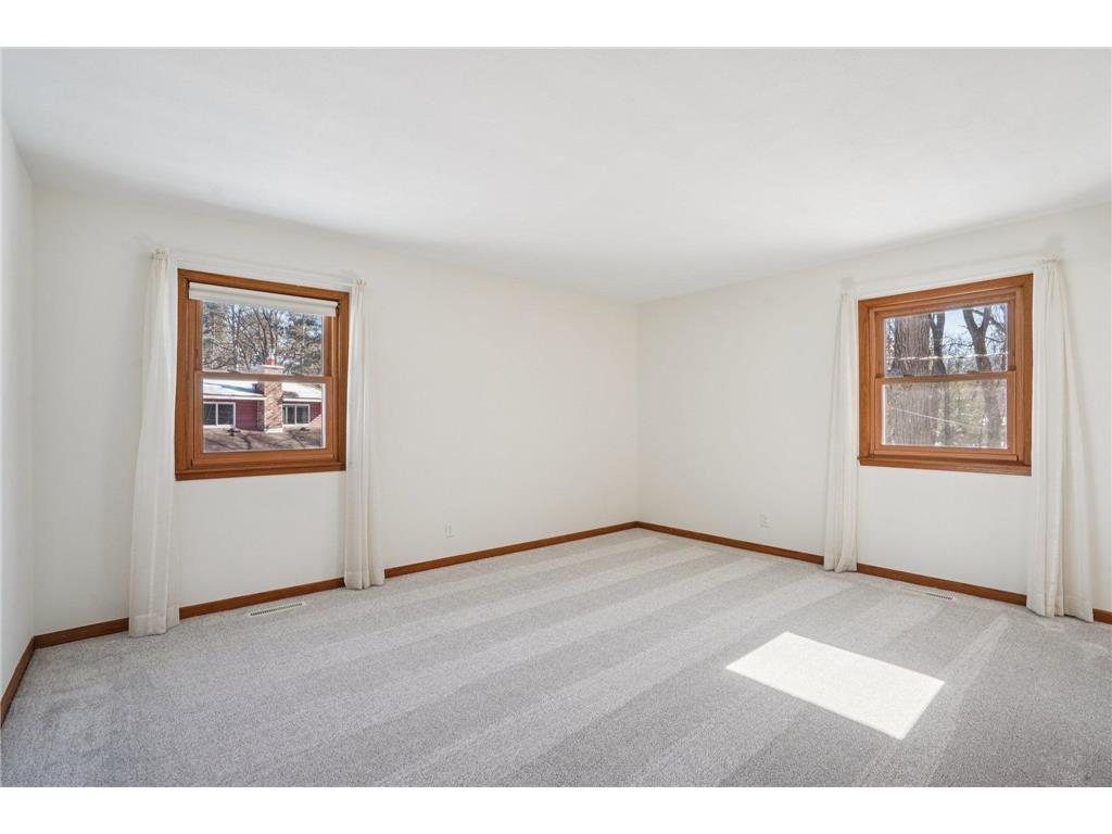 5301 Oakwood Drive White Bear Twp MN 55110 - Bald Eagle 7030896 image28