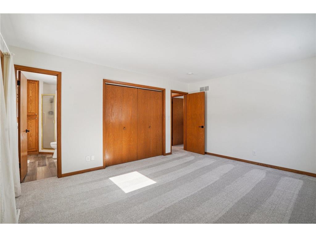 5301 Oakwood Drive White Bear Twp MN 55110 - Bald Eagle 7030896 image29