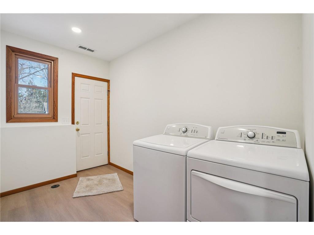 5301 Oakwood Drive White Bear Twp MN 55110 - Bald Eagle 7030896 image41