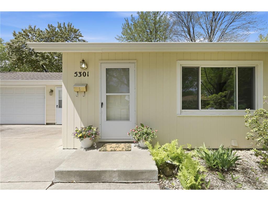 5301 Quebec Avenue N New Hope MN 55428 7043578 image2