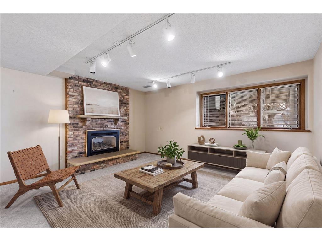 5301 Yorktown Lane N Plymouth MN 55442 7033991 image34